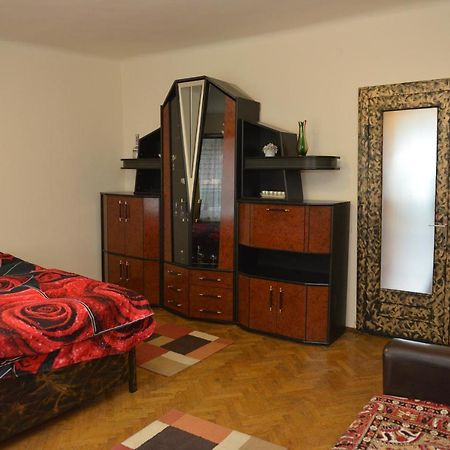Apartament Oana Брашов Екстериор снимка