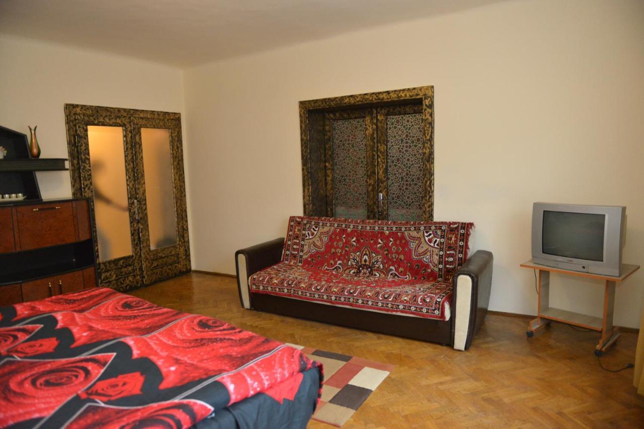 Apartament Oana Брашов Екстериор снимка