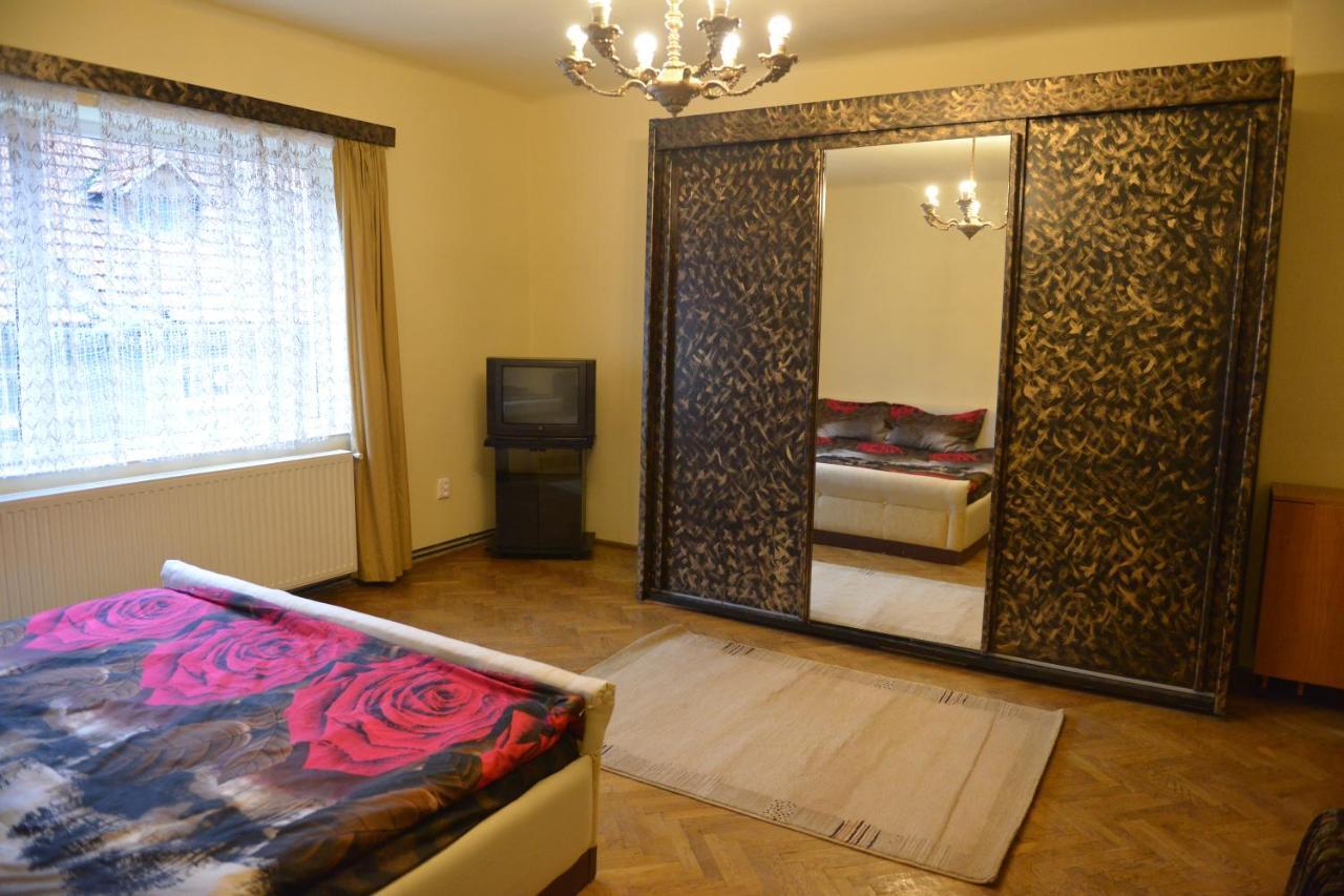 Apartament Oana Брашов Екстериор снимка