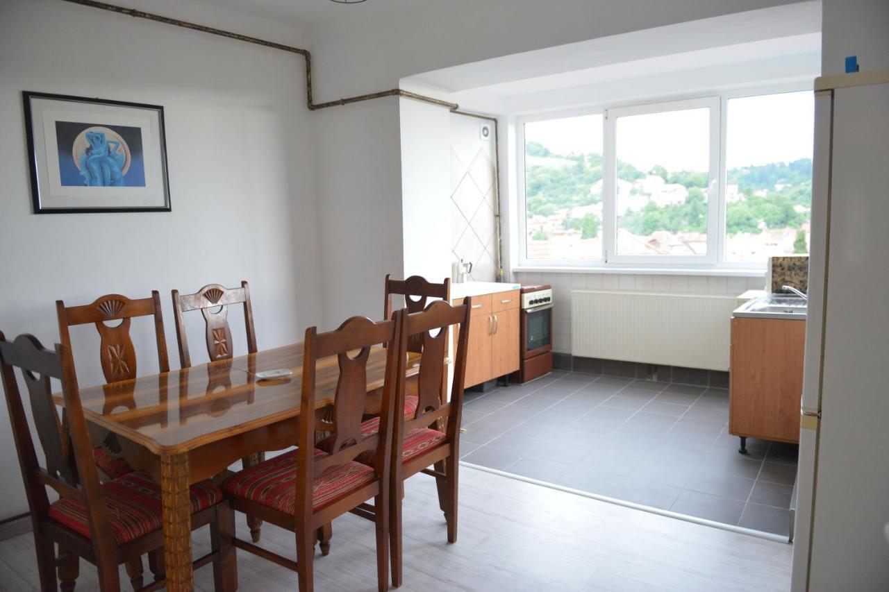 Apartament Oana Брашов Екстериор снимка